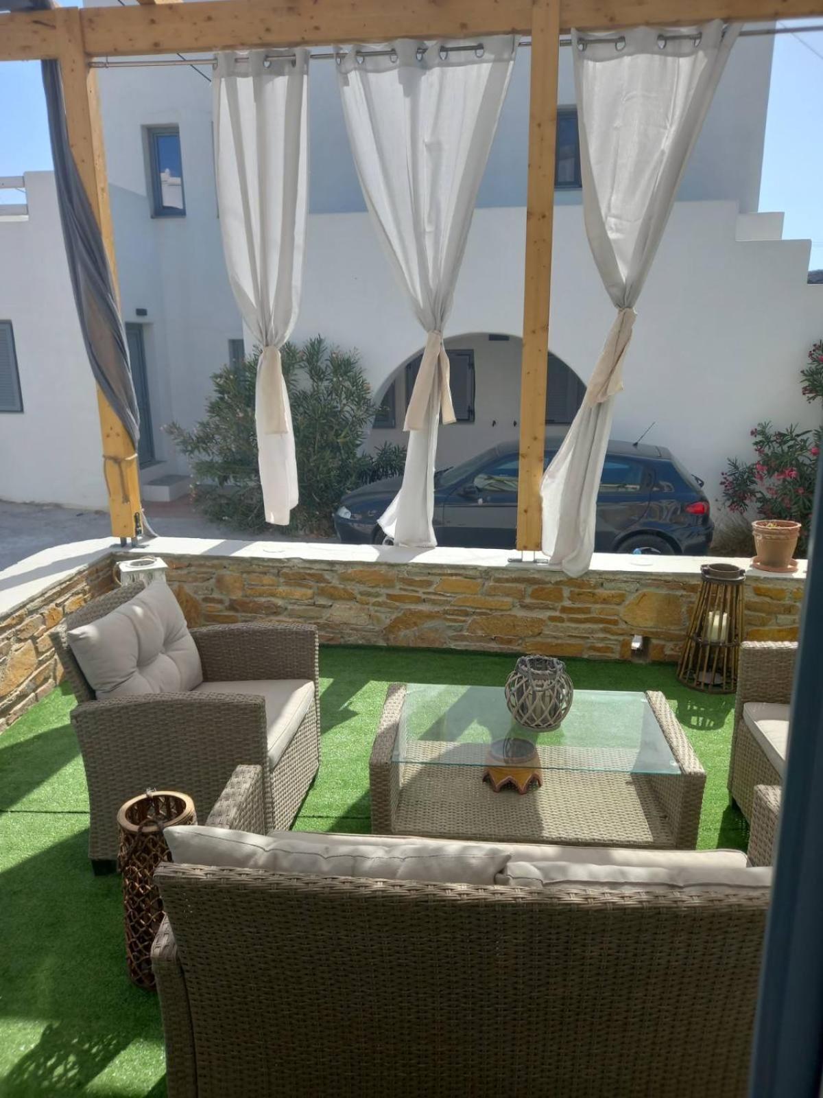 Κυκλαδίτικη Βίλα Στην Παραλία Αντώνηδες, Κύθνου Kíthnos Extérieur photo
