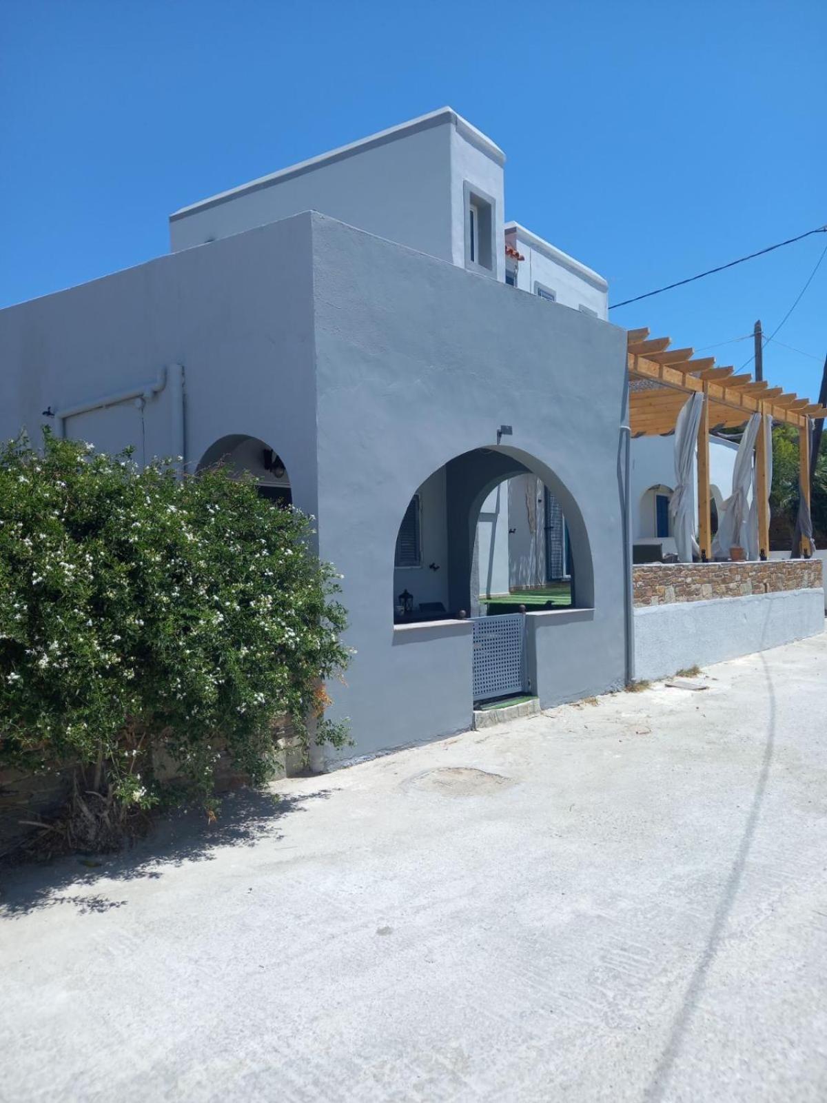 Κυκλαδίτικη Βίλα Στην Παραλία Αντώνηδες, Κύθνου Kíthnos Extérieur photo